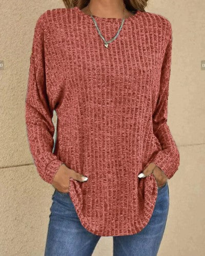 Ava Ribbed Tunic Sweater with Pockets and Curved Hem in Red