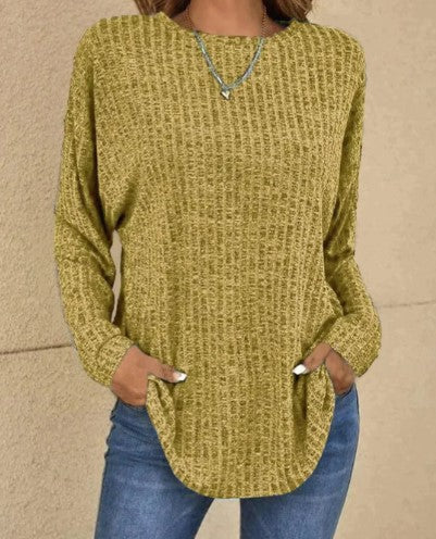 Ava Ribbed Tunic Sweater with Pockets and Curved Hem in Green