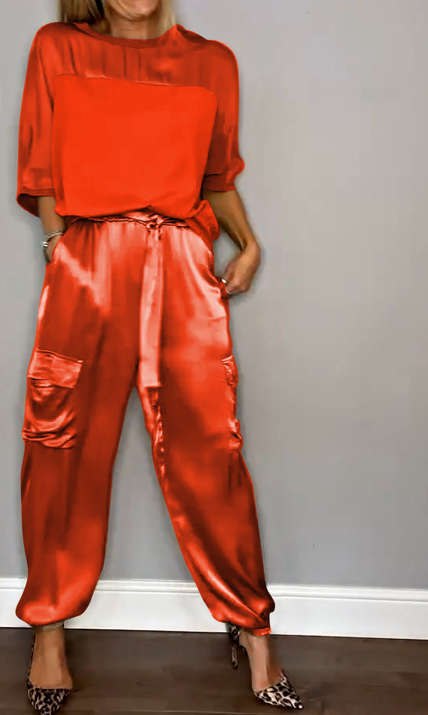Emma Satin-Look Set with Boxy Top and Tapered Trousers in Red