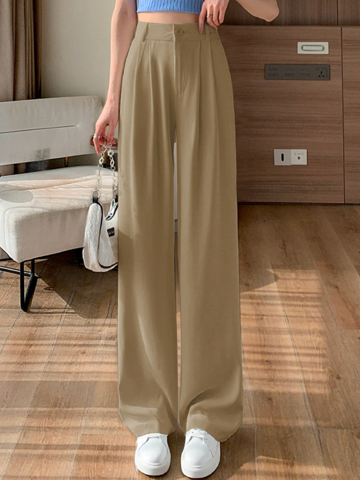 Lisa Straight Wide-Leg Trousers with a Clean High Waist in Khaki