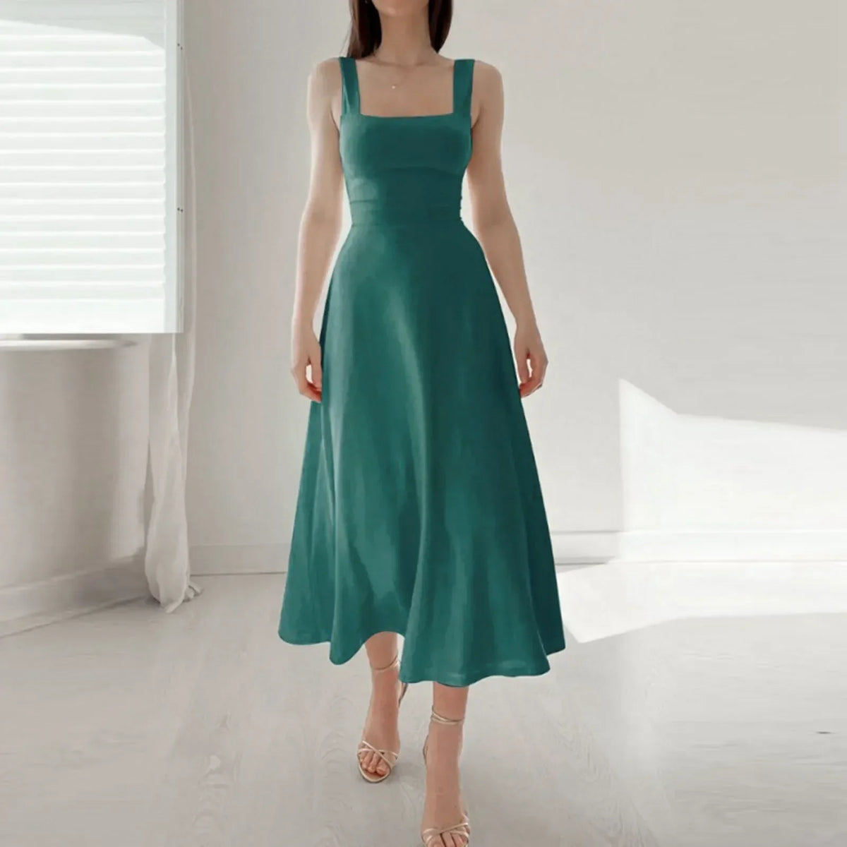 Matilde Square Neck Midi Dress with A-Line Skirt in Green