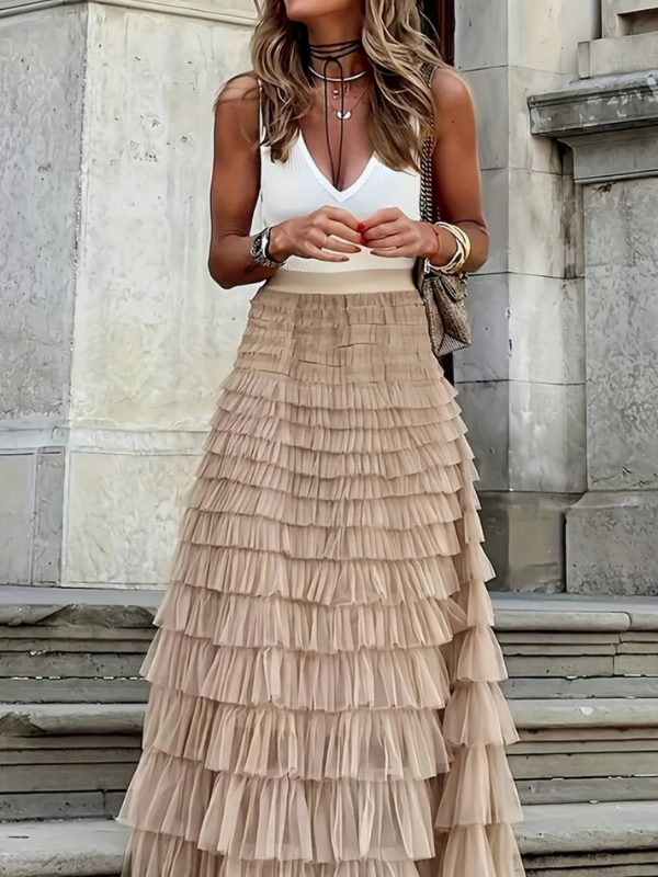 Quirinne Tiered Tulle Midi Skirt with Elasticated Waist in Sand
